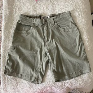 Mountain Khakis Camber 105 9” Shorts